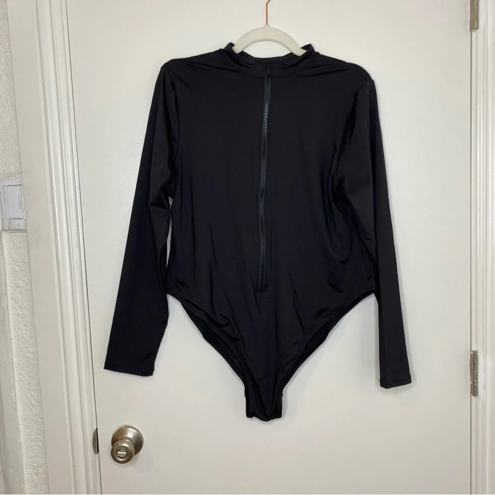 COPY - NEW !! SKIMS Swim Zip Front Long Sleeve One piece - ONYX